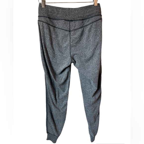 Athleta Flux Jogger 2.0 Sz small in grey with black stripe. VGUC - Picture 2 of 9